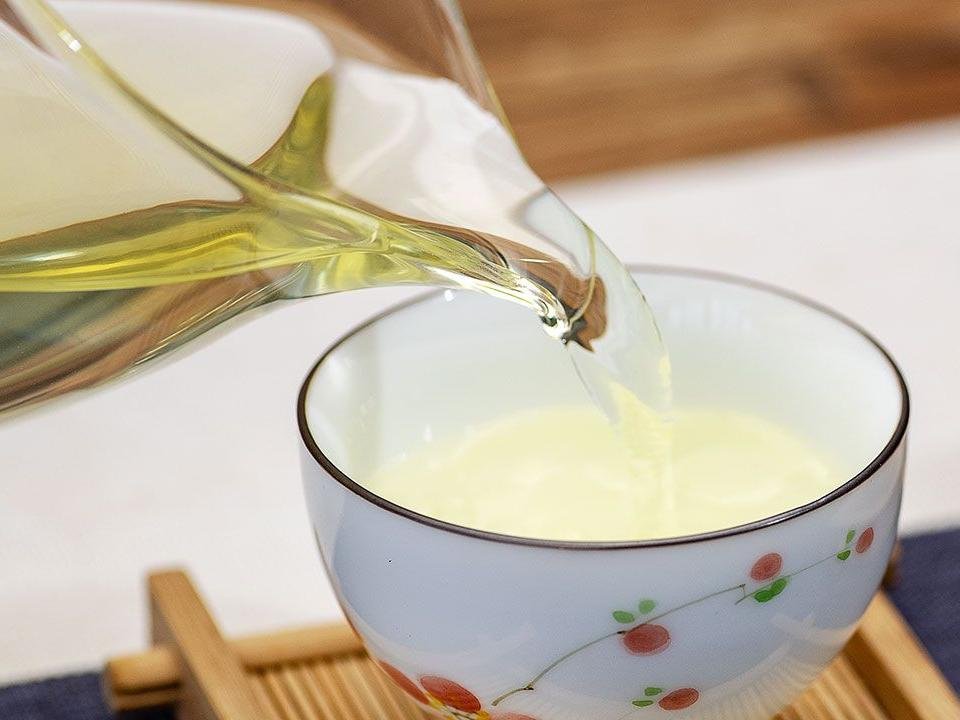 Ming Qian Curled Long Ya Green Tea - Image 2