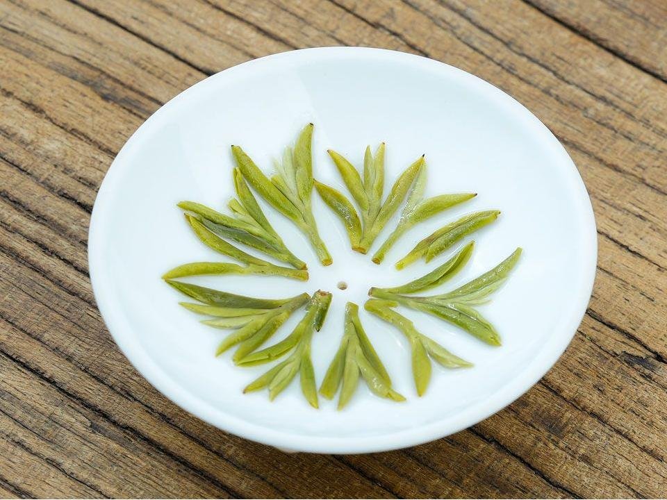 Handmade Ming Qian Dong Ting West Mountain Bi Luo Chun Green Tea - Image 2