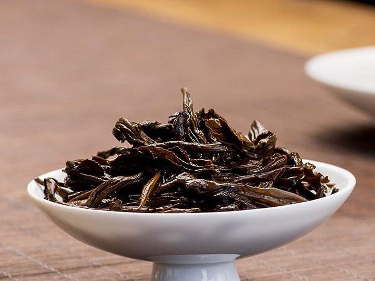 Award Winning Fengqing Dragon Pearl Black Tea - Image 3