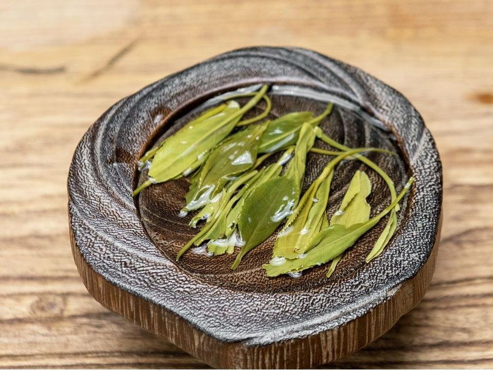 Award Winning En Shi Yu Lu Green Tea - Image 2