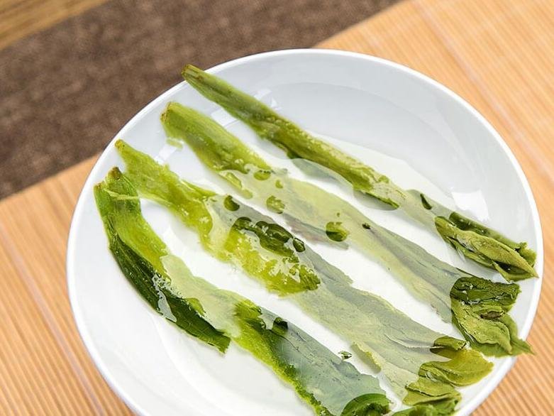 Premium Tai Ping Hou Kui Green Tea - Image 5