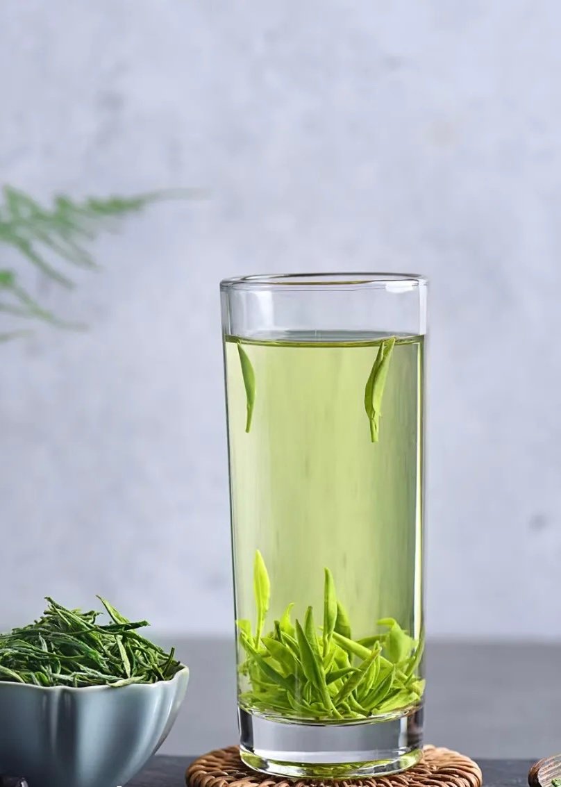 Organic Wushuang Mingqian Longjing Green Tea - Image 4