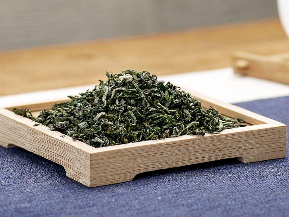 Ming Qian Curled Long Ya Green Tea