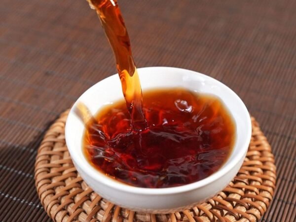 Menghai Ripened Pu-erh Cake Tea – Year of Snake - Image 2