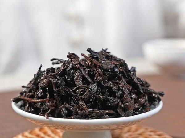 Menghai Ripened Pu-erh Cake Tea – Year of Snake - Image 3
